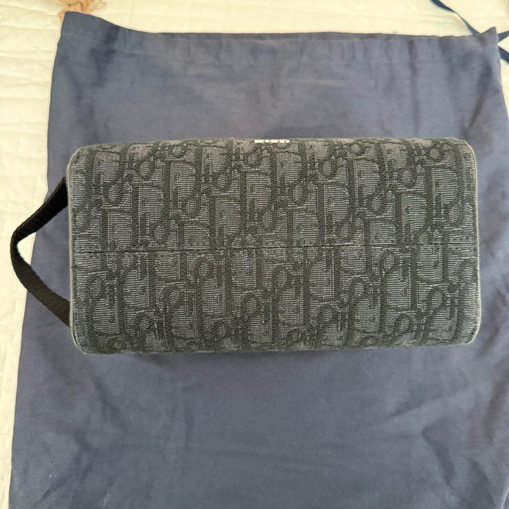DIOR TOILETRY BAG - Picture 3 of 8